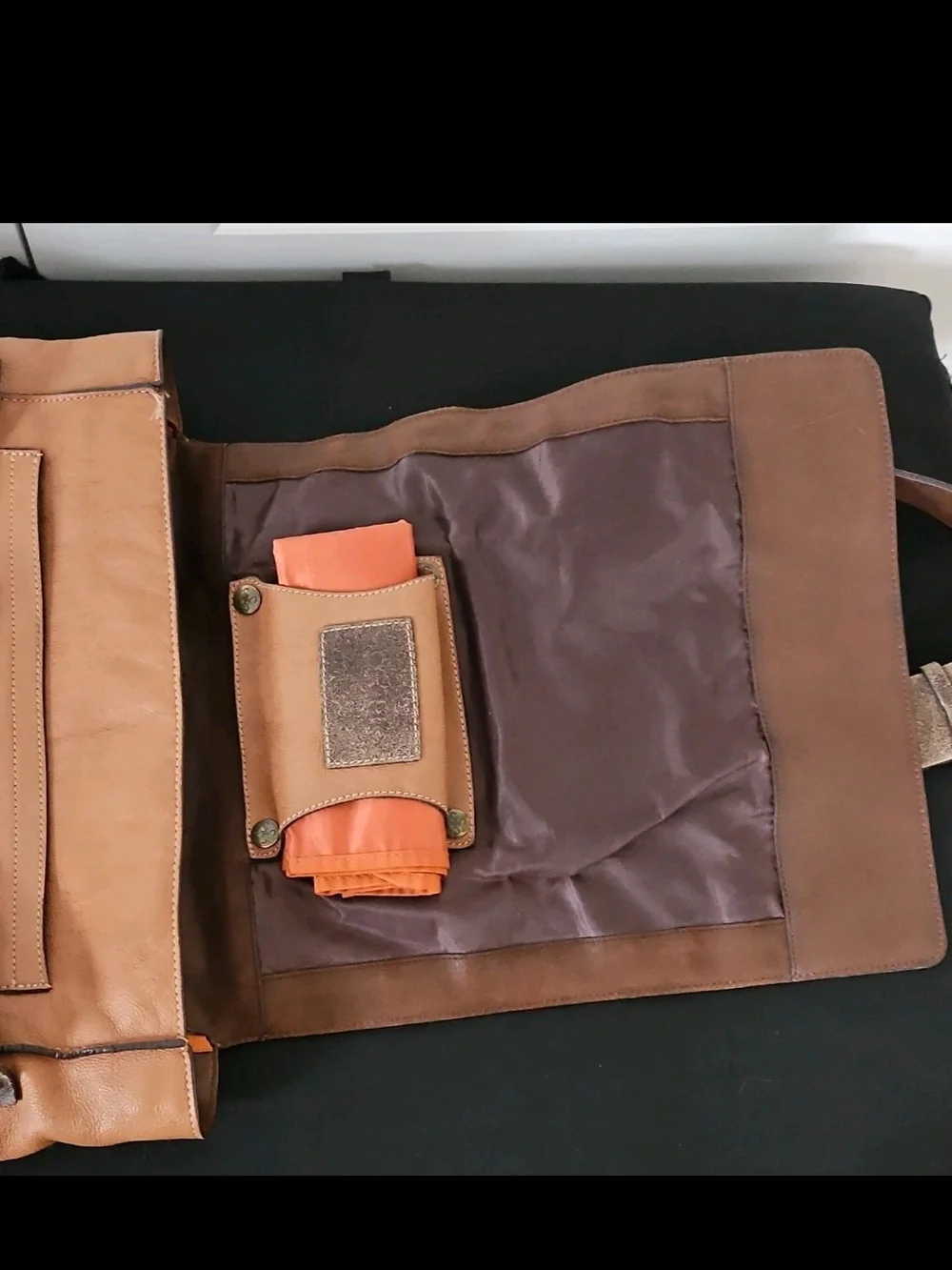 Petunia Pickle Bottom Leather Scout Brown Journey Messenger Bag Adjustable Strap